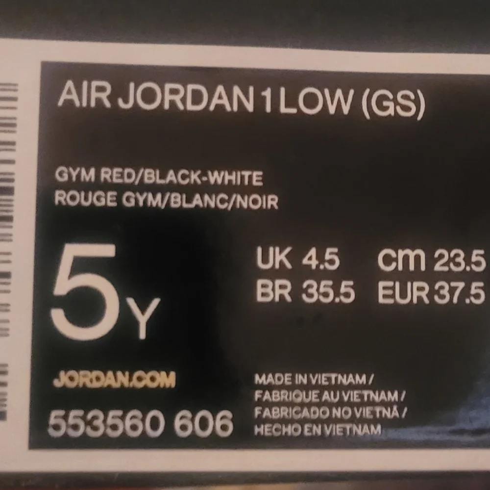 Air Jordan 1 Low brand new - Picture 2 of 3